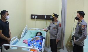 Kapolda Sulut Jenguk Korban Panah Wayer yang Dirawat di RS Bhayangkara Manado