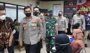 Kapolres Serang Dampingi Wakapolda Banten Tinjau Vaksinasi Booster di PT PWI 2