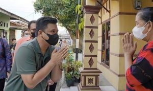 Didampingi Kadis Pekerjaan Umum Medan, Wali Kota Bobby Nasution Melaksanakan Kegiatan SALING