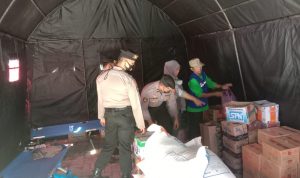 Personel Sat Samapta Polres Serang Standby Posko Banjir di Wilkum Polres Serang