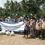 Peringatan Hari Bakti Rimbawan dan Presidensi G20 Indonesia, PLTGU Cilegon dan Masyarakat Bersihkan Pantai Salira