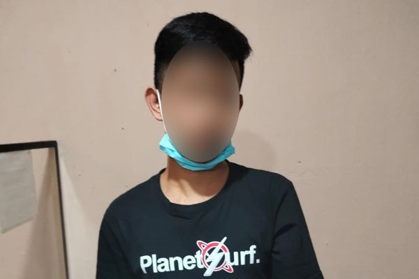 Pelaku Penikaman di Walantakan Minahasa Menyerahkan Diri ke Polsek Langowan 1 IMG 20220314 WA0137