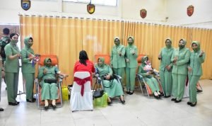 Peringati HUT ke-76, Persit KCK Daerah II/Sriwijaya Gelar Donor Darah