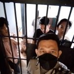 Pawas Polsek Kragilan Polres Serang Cek Ruang Tahanan dan Kesehatan Para Tahanan