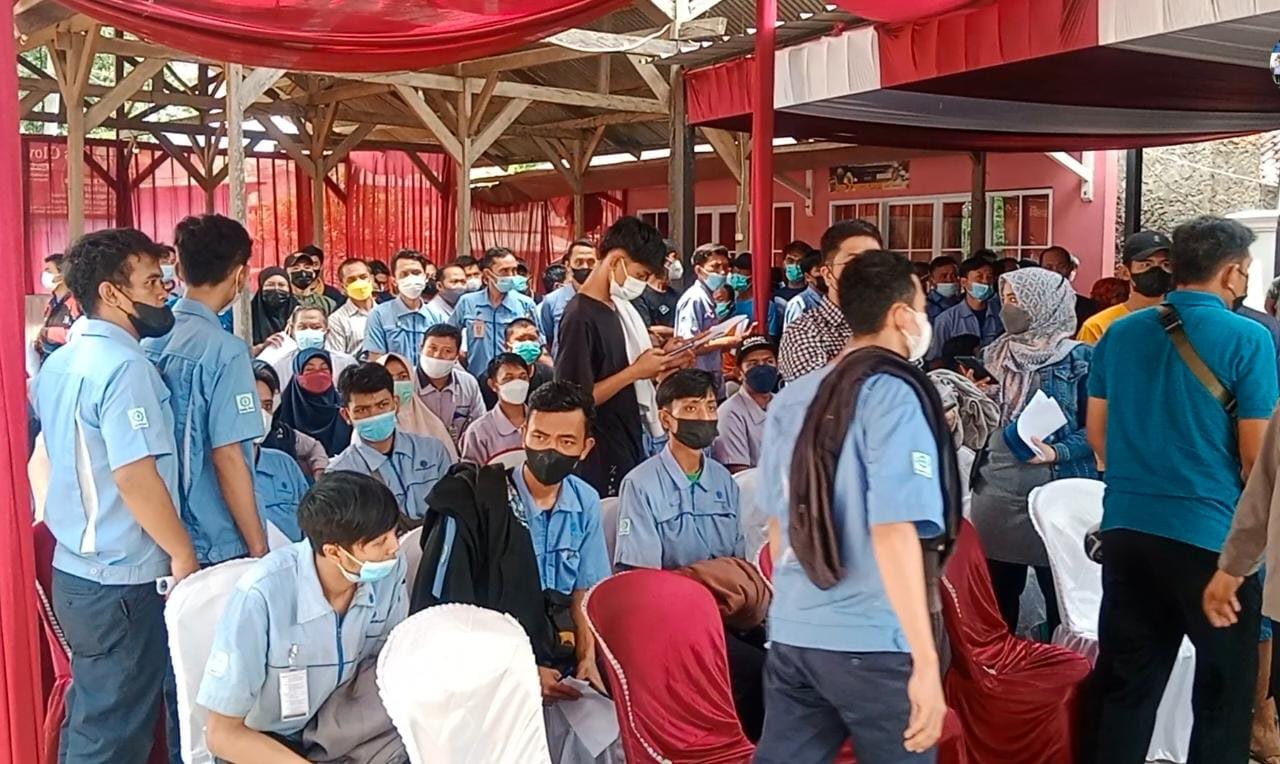 2000 Ribu Lebih Karyawan dan Warga Dapatkan Vaksin Booster 1 IMG 20220329 WA0052