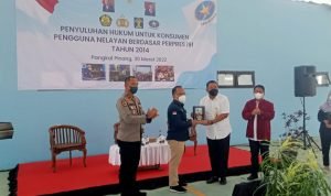 BPH MIGAS dan Kanwil Menkumham Bangka Belitung melakukan Penyuluhan Hukum Kepada Nelayan