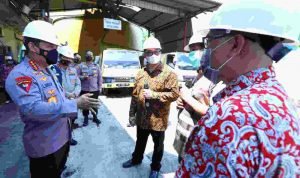 Tinjau Pabrik di Palembang, Kapolri Minta Produksi Minyak Curah Ditingkatkan