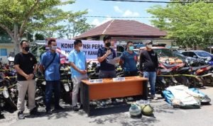 Polres Way Kanan Gerebek Judi Sabung Ayam di Kampung Mulya Asri