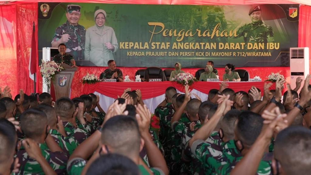 Dalam Arahannya, Kasad Sampaikan Pesan Presiden RI ke Prajurit Yonif Raider 712/WT 3 IMG 20220412 WA0047