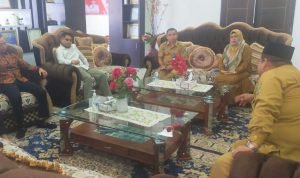 Bupati Padang Pariaman Terima Audiensi Anggota KPID Sumbar