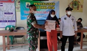 Masyarakat Desa Sukaresmi Sumringah Terima Dana BLT