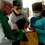 Bersumber dari Hasil Swadaya, Plt Kades Kramat Jati Santuni Puluhan Anak Yatim Piatu 