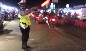 Antisipas Kemacetan di Pasar Tumpah Tambak, Satlantas Polres Serang Sigap Pengaturan Arus Lalulintas 3 IMG 20220425 WA0099
