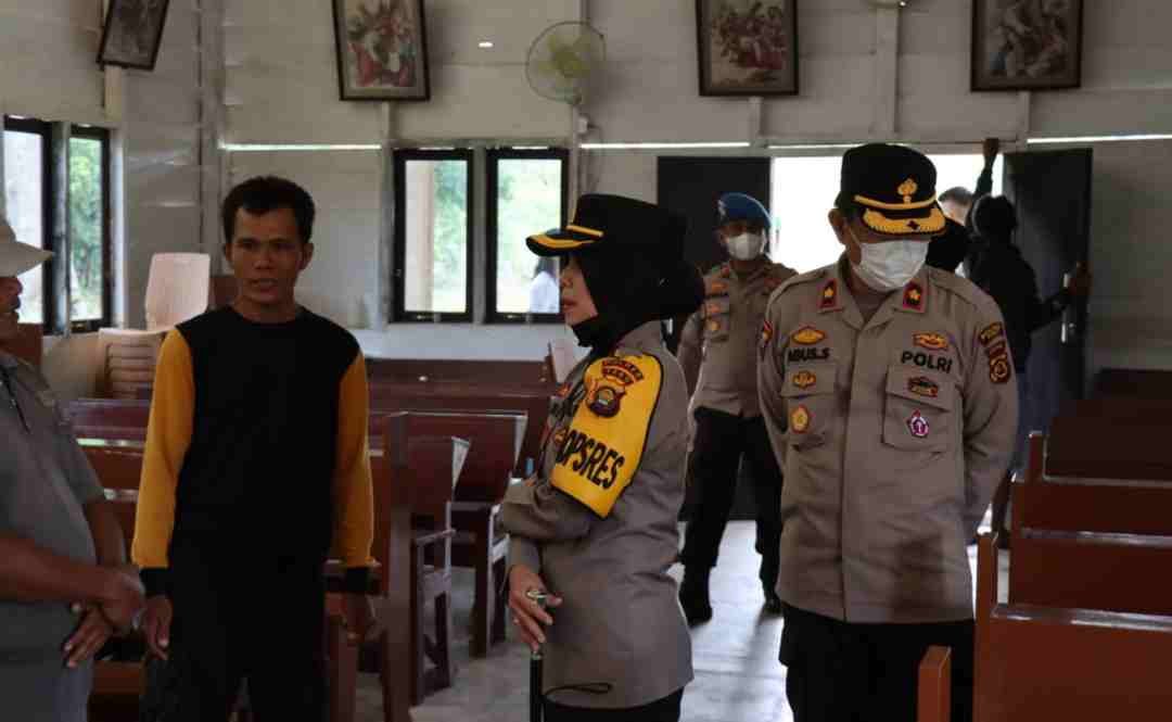 Jelang Perayaan Paskah, Kapolres Cek Rumah Ibadah Umat Kristen di Wilayah Kabupaten Tebo 1 Screenshot 2022 04 16 20 21 59 89