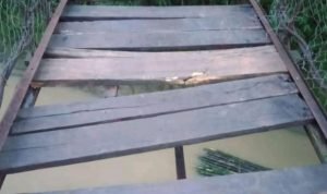 Rusaknya Jembatan Gantung Sudamanik Ancam Keselamatan Warga