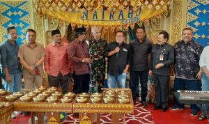 Ketum SMSI Hadiri Undangan Bally Saputra Presdir Riyadh Group