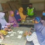 Serbuan Teritorial, TNI Komsos Kunjungi Pelaku UMKM