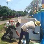 Serbuan Teritorial, TNI Bersama Warga Bangun Tempat Sampah