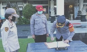 Serah Terima Siswa Latja DikTuk Bintara Polri T.A 2022 Di Polres Tabanan