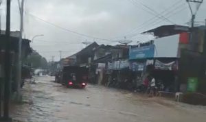 Puluhan Rumah di Lebak Terendam Banjir Akibat Air Sungai Cidikit Meluap