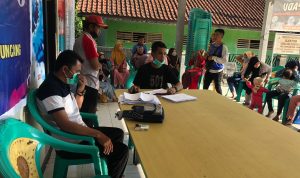 Pemdes Pasirnangka Salurkan BLT-DD sekaligus Tiga Bulan Tahun 2022