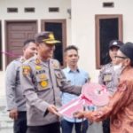 Sekdako Pariaman Yota Balad Apresiasi Personil Polres Pariaman Bantu Bedah Rumah