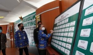 Bupati Way Kanan Buka Pertemuan Rembug Stunting Tingkat Kabupaten