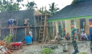 Dandim 0427/Way Kanan Tinjau Kerja Bakti di Kampung Bumi Ratu