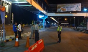 ‘Dugaan’ Permainan Cashback Sopir Truk di Padang Bai