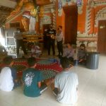 Polsek Klungkung Perkuat Tali Silaturahmi Dengan Pecalang dan Pemuda