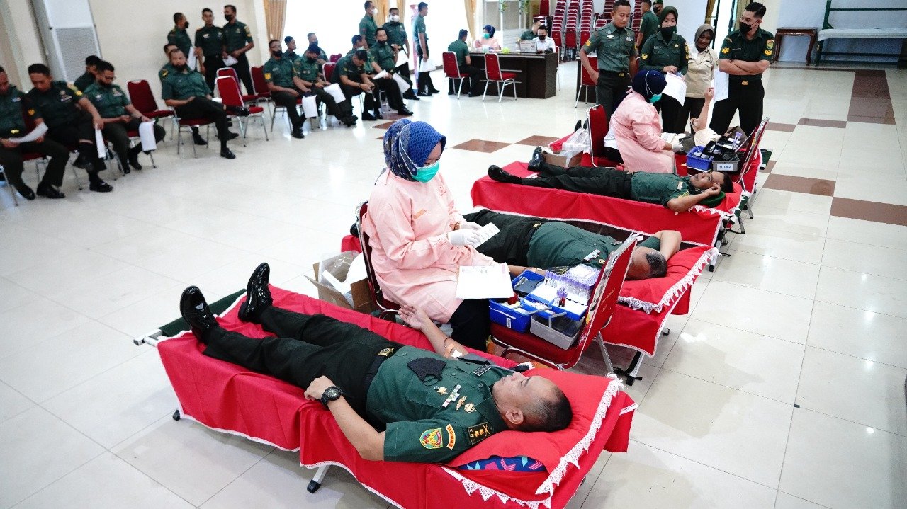 Peringati Hari Donor Darah Sedunia, Pendam II/Sriwijaya Gelar Baksos Donor Darah 1 IMG 20220629 WA0031