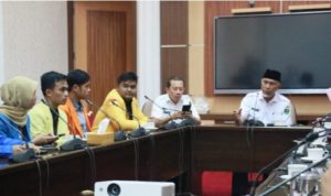 Terima Audiensi BEM Sumbar, Gubernur Mahyeldi Dengar Pendapat Mahasiswa