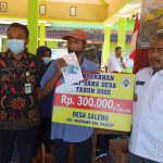 Desa Salebu Bagikan BLT DD Untuk Keluarga Penerima Manfaat