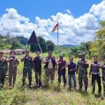 Satgas Yonarmed 19/105 Bogani dan APH Badau Patroli Wilayah Perbatasan RI-Malaysa