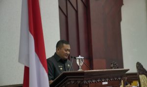 Bupati Mahayastra Sampaikan Jawaban atas PU Fraksi Fraksi DPRD 