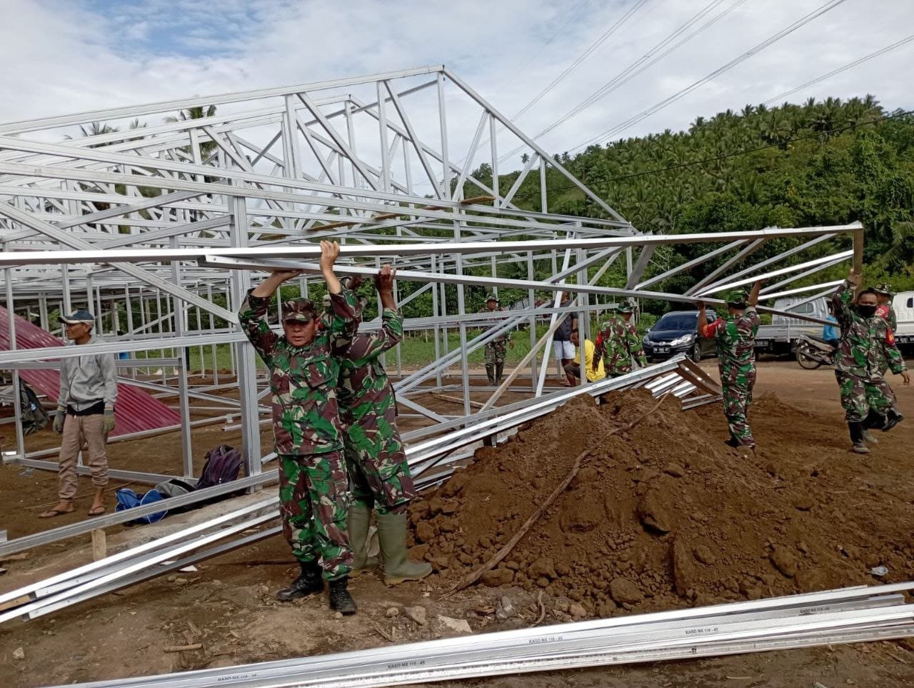 Kabupaten Minahasa Selatan Apresiasi Kesigapan Prajurit Kodim 1302/Minahasa 1 IMG 20220704 WA0000