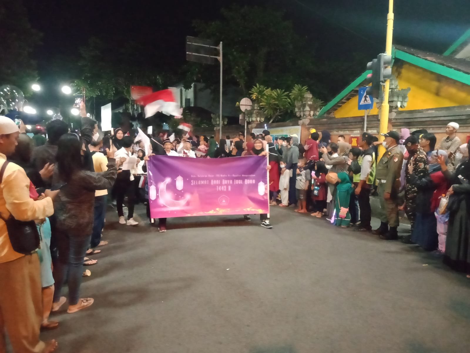 Kodim 1616/Gianyar Amankan Takbir Keliling Warga Muslim Gianyar 3 IMG 20220709 WA0148