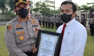 Sukses Ungkap Kasus, Kasatreskrim Polres Serang Beserta Anggota Dapat Penghargaan