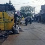 Warga Protes Galian PGN di Pasar Kemis: Bikin Rusak Jalan