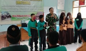Pemberian Materi Wawasan Nusantara Oleh Pjs. Danramil 1616-01/Gianyar