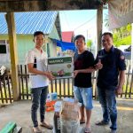 Ketua DPRD KONUT Salurkan Bantuan UMKM Kepada Usaha Binaan Karang Taruna