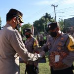 3 Personel Bhabinkamtibmas Terima Penghargaan dari Kapolres Buleleng