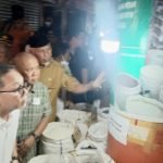 Menteri Zulkifli Hasan Bersama Gubernur Sumbar Tinjau Harga Bahan Kebutuhan Pokok di Pasar Raya Padang
