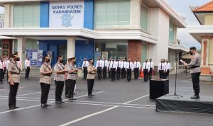 Kapolres Karangasem Pimpin Upacara Sertijab Utama dan Kapolsek