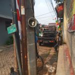 Warga Perumahan Binong Permai Pertanyakan Keberadaan Tiang instalasi Jaringan Internet
