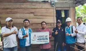 PLN UWI Sumbar kembali Melaksanakan Program ‘Light Up the Dream’ di Nagari Lareh Nan Panjang