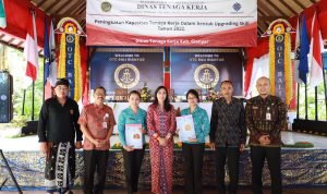 Ny Surya Adnyani Mahayastra Buka Pelatihan Upgrading Skill Catering