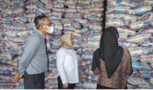 Sekda Pemkot Pangkalpinang dan TPID Monitoring Stok Ketersediaan Bahan Pokok