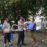 Dampak Penyesuaian Harga BBM, Ditpolairud Polda Bali Salurkan Bansos