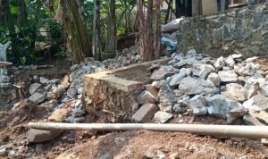 Tebing Penahan Tanah Roboh, Warga Desa Way Muli Timur Rajabasa Berharap Segera Diperbaiki